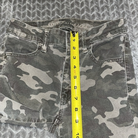 American Eagle N(E)XT LEVEL STRETCH Hi-Rise Jeggings.  Camouflage. Size 2 Short. - Picture 12 of 12